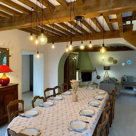 Chez Gisele Et Leon