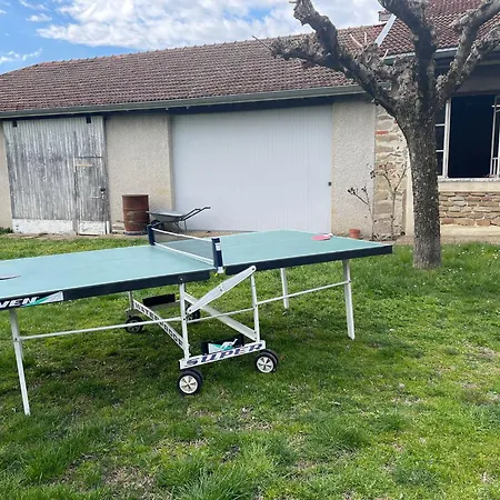 Chez Gisele Et Leon