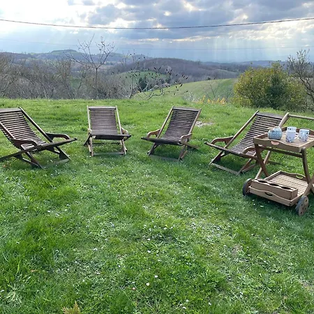 Chez Gisele Et Leon